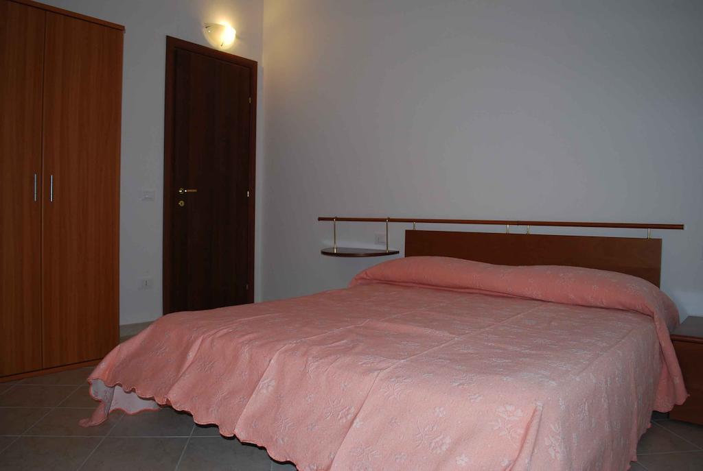 La Casa Dei Sogni Apartment Монтеверди Маритимо Стая снимка
